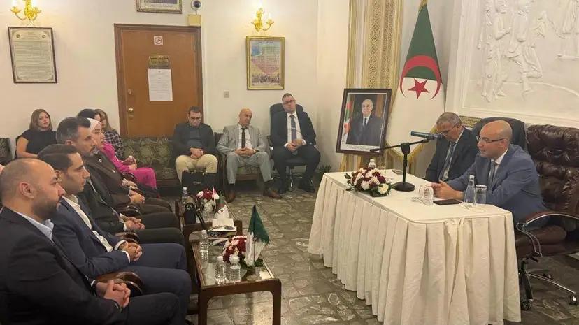 السيد شايب يحلّ ببغداد للمشاركة في أشغال الدورة الـ52 لمجلس وزراء خارجية منظمة التعاون الإسلامي ويلتقي أفراد الجالية الوطنية المقيمة بالعراق