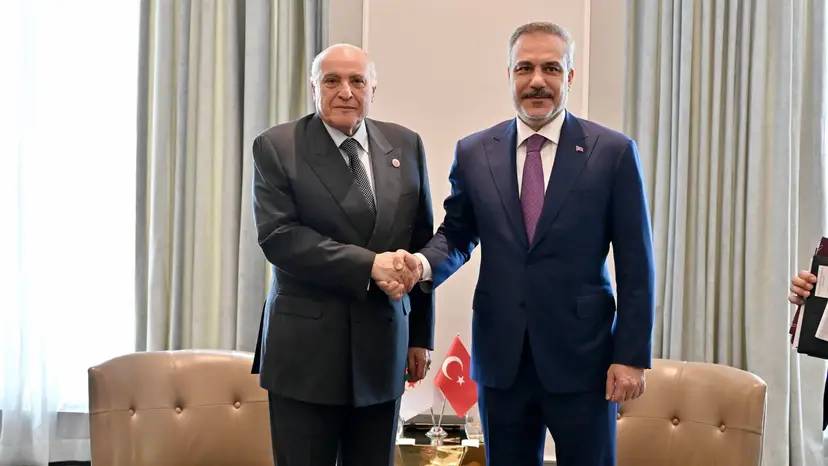 السيد عطاف يجري بالأردن محادثات مع نظيره التركي